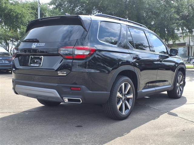 2025 Honda Pilot Elite