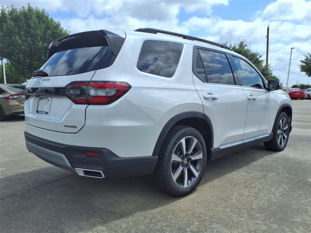 2025 Honda Pilot Touring
