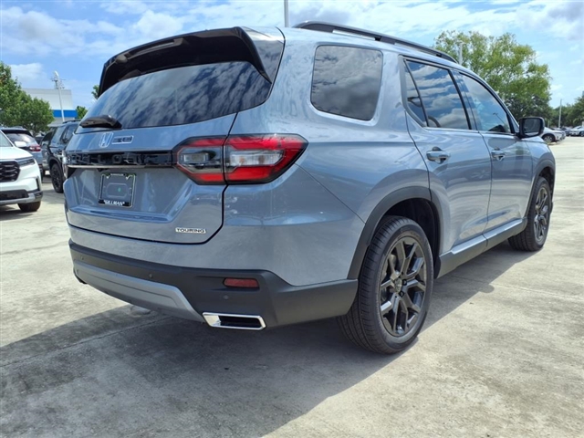 2025 Honda Pilot Touring+