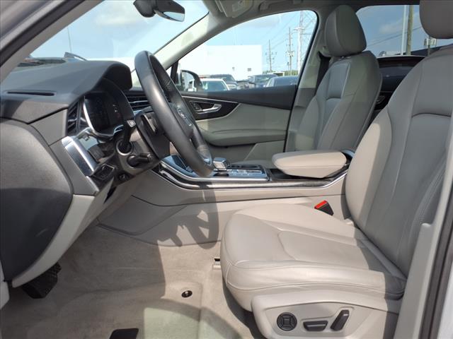 2020 Audi Q7 Premium Plus