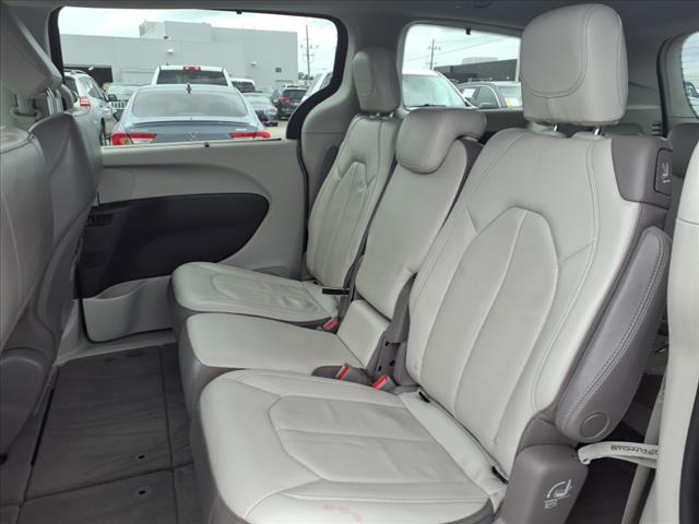 2019 Chrysler Pacifica Touring L