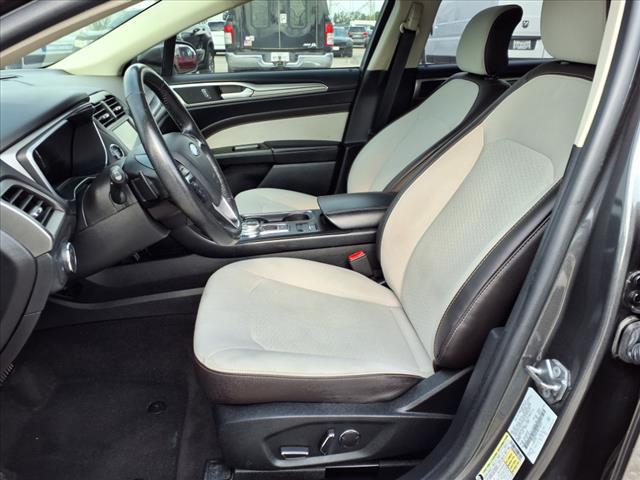 2019 Ford Fusion SE