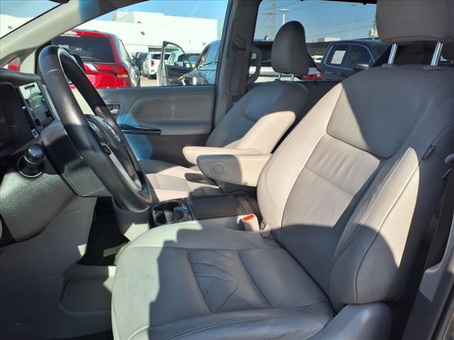 2015 Toyota Sienna XLE