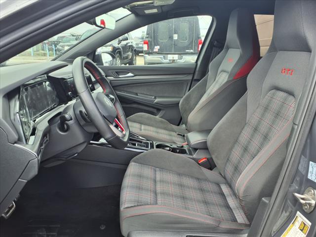 2023 Volkswagen Golf GTI 40th Anniversary Edition