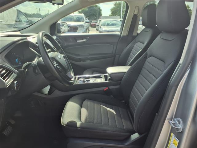 2020 Ford Edge SE