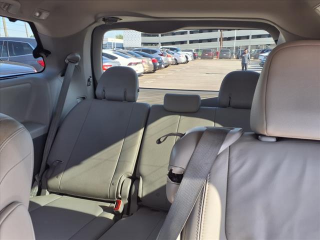 2015 Toyota Sienna XLE