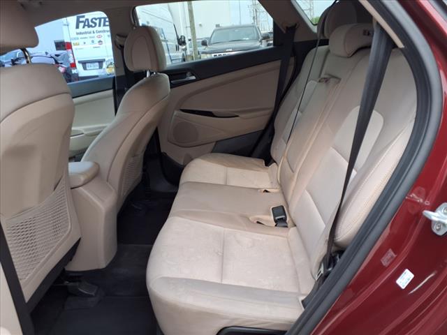 2017 Hyundai TUCSON SE