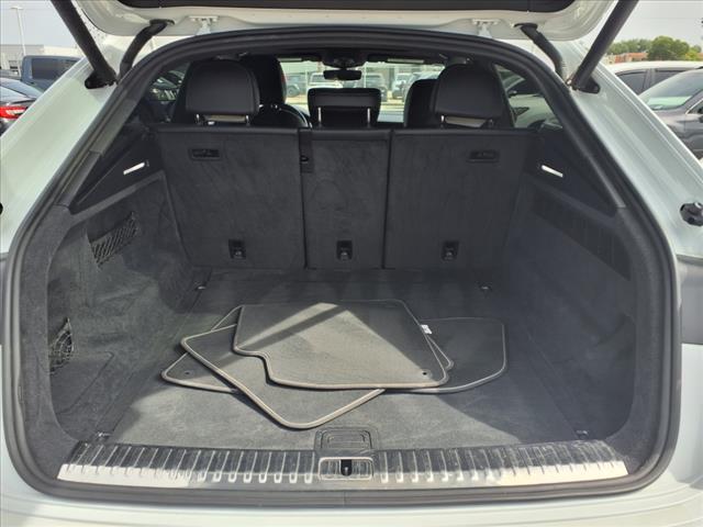 2019 Audi Q8 Premium