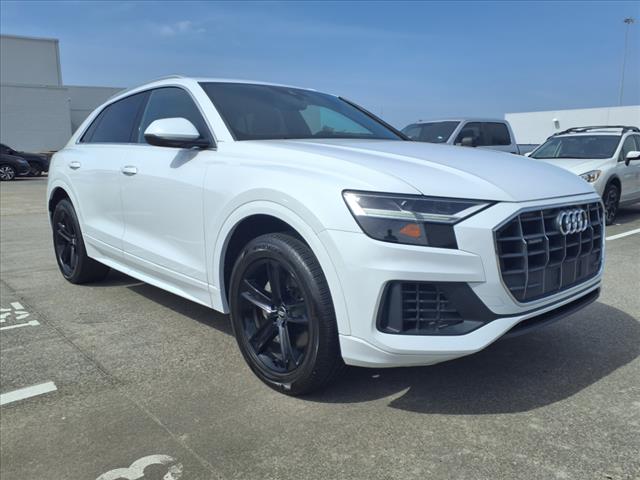 2019 Audi Q8 Premium