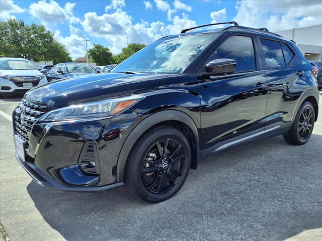 2023 Nissan Kicks SR