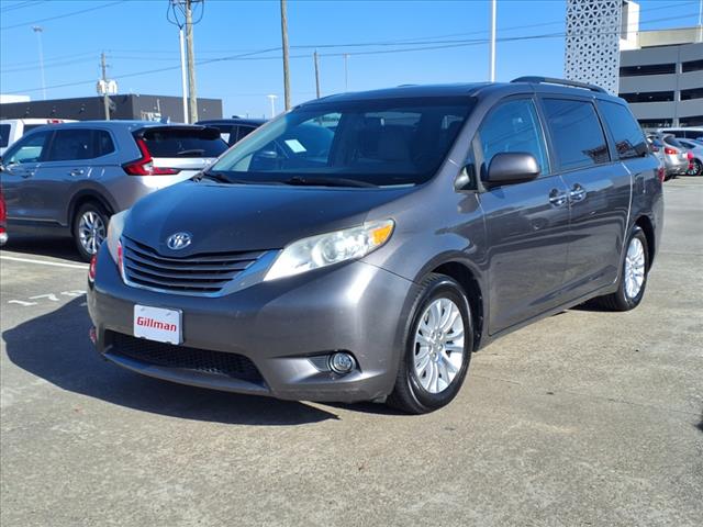 2015 Toyota Sienna XLE