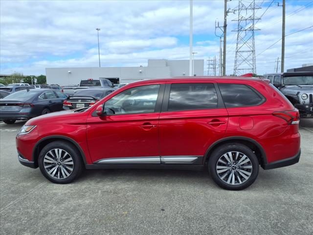 2020 Mitsubishi Outlander SE