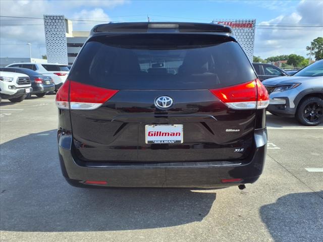 2014 Toyota Sienna XLE