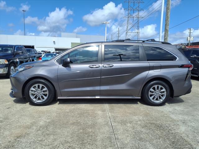 2022 Toyota Sienna XLE
