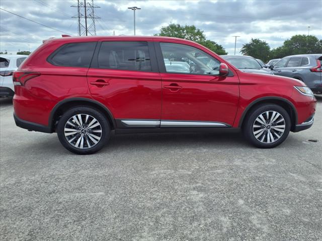 2020 Mitsubishi Outlander SE