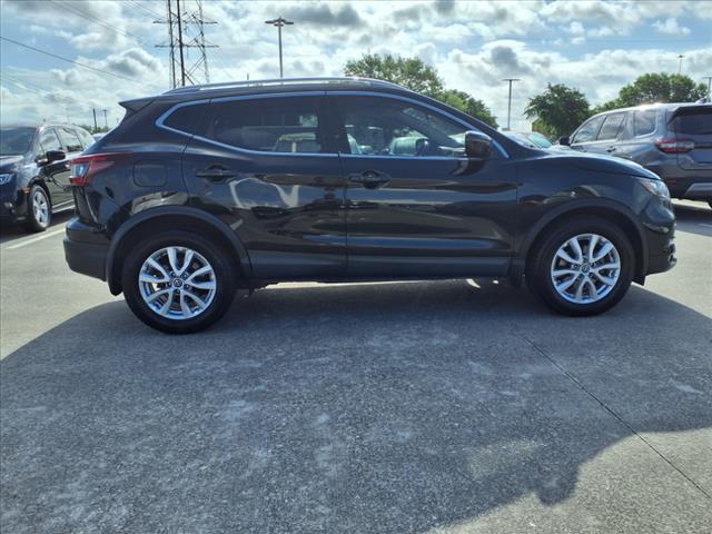 2020 Nissan Rogue Sport SV