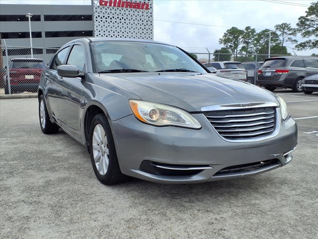 2013 Chrysler 200 Touring