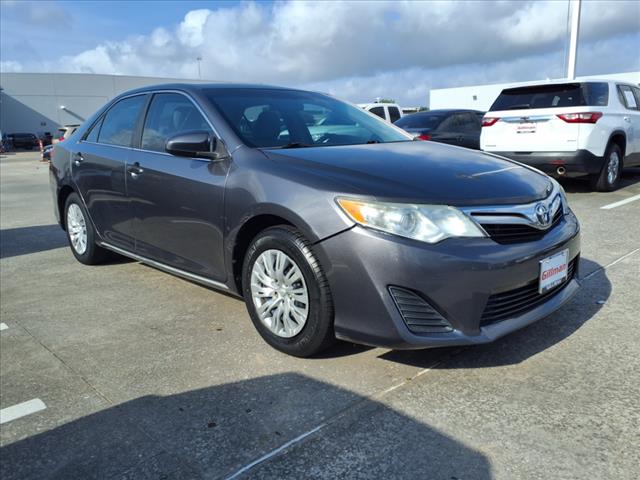2014 Toyota Camry LE