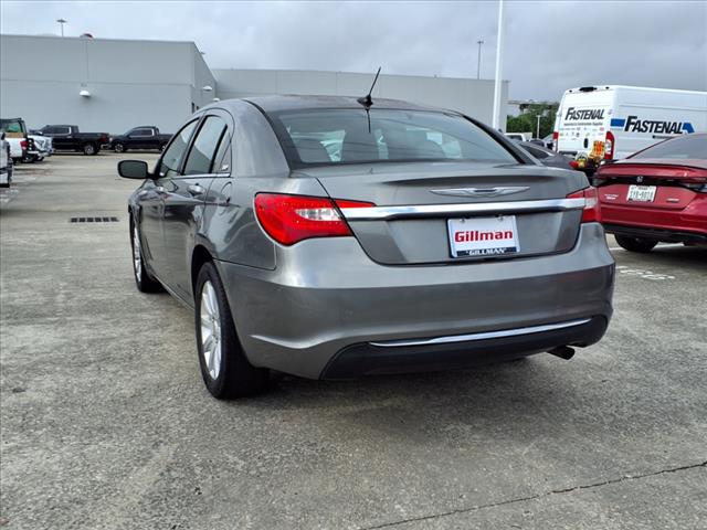2013 Chrysler 200 Touring
