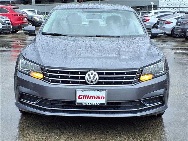 2016 Volkswagen Passat 1.8T SE