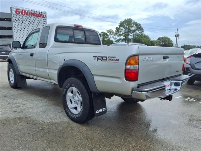 2004 Toyota Tacoma Base
