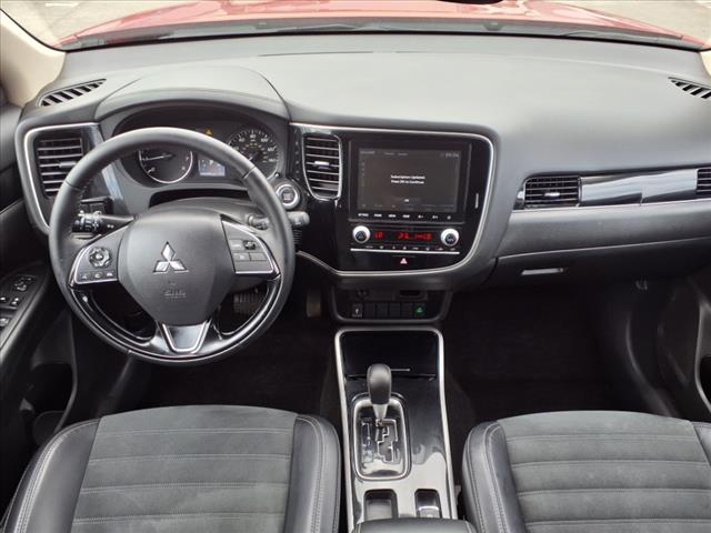 2020 Mitsubishi Outlander SE