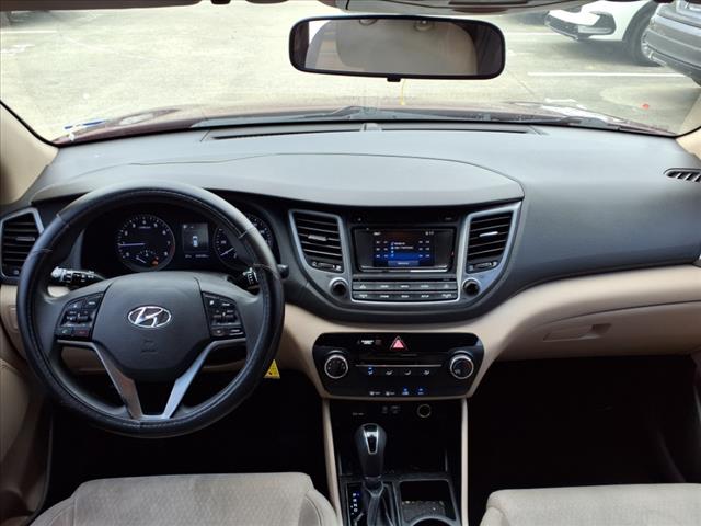 2017 Hyundai TUCSON SE