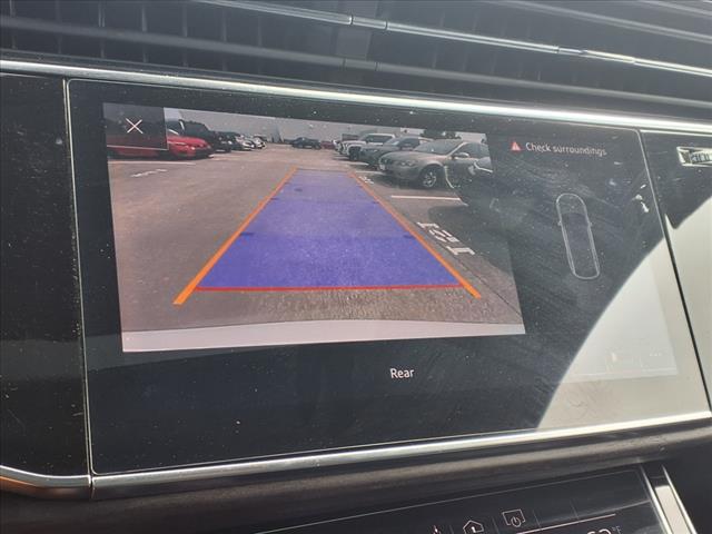 2019 Audi Q8 Premium