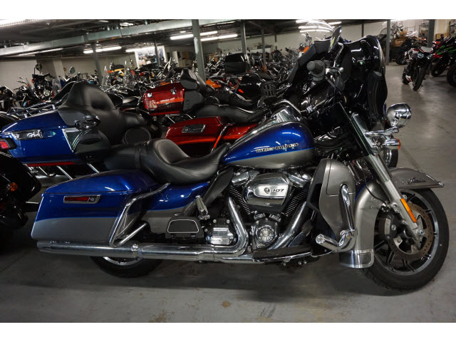 Preowned 2017 Harley Davidson FLHTK / ULTRA LIMITED Unspecified for sale by Paul Blouin Performance in Augusta, ME