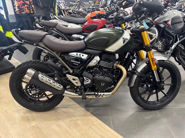 2025 Triumph 400X 