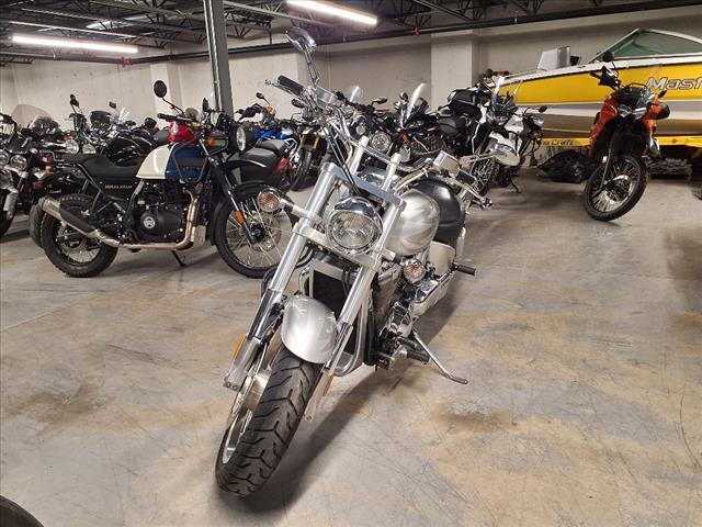 2005 Honda VTX 1800 F 