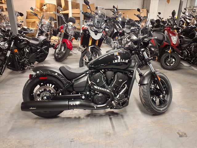 2025 Indian BOBBER 