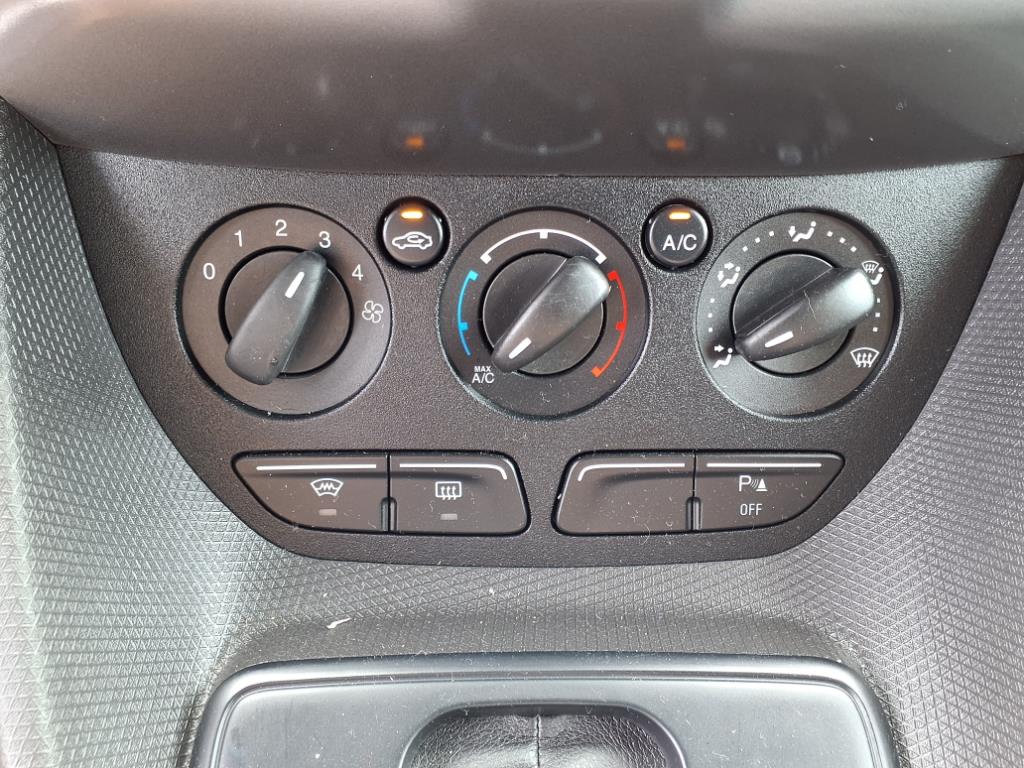 FordTransit Connect10
