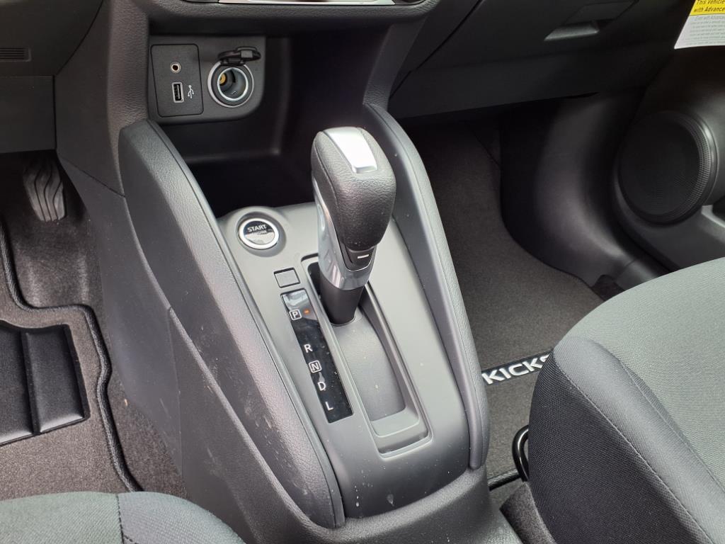 NissanKicks Play11