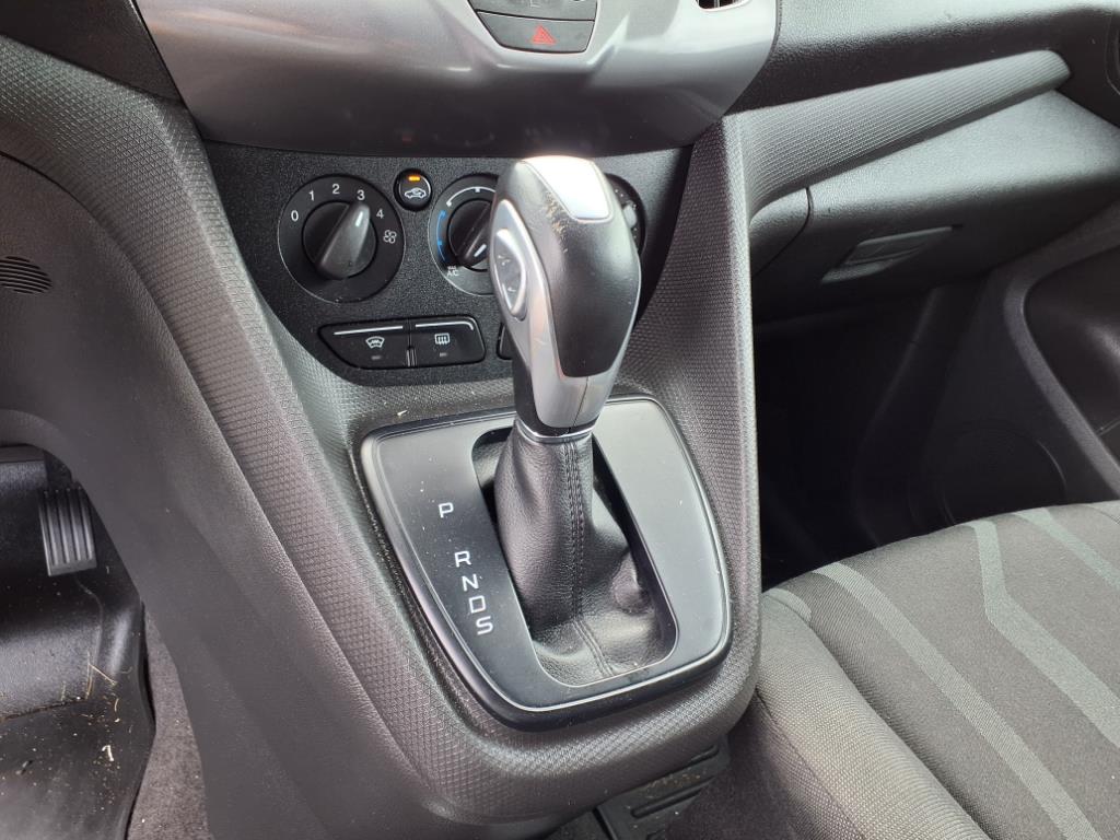 FordTransit Connect11
