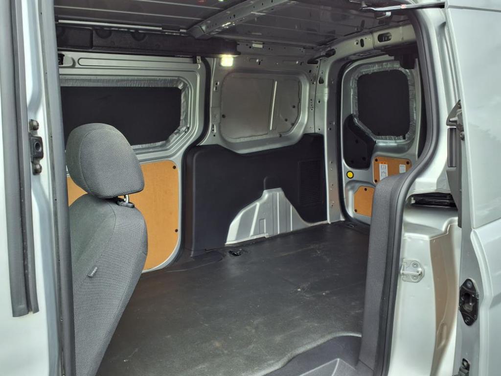 FordTransit Connect4