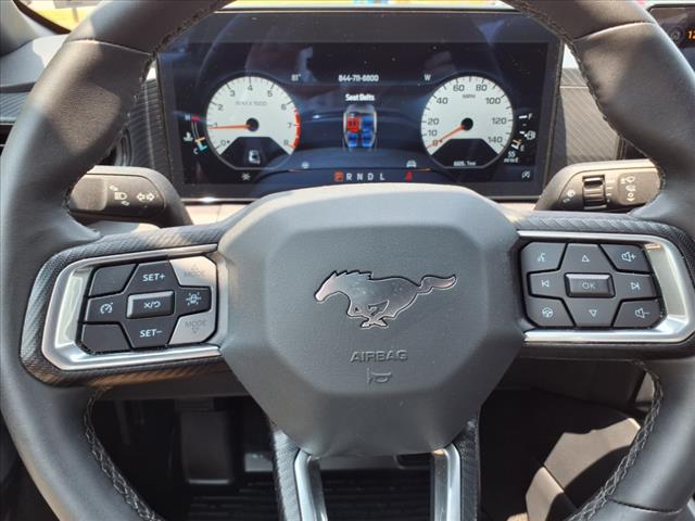 2024 Ford Mustang EcoBoost - Photo 12