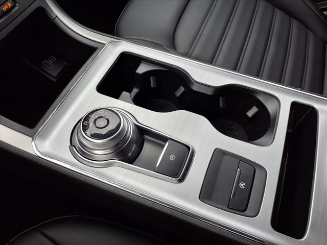2022 Ford Edge SEL - Photo 12