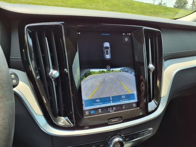 2023 Volvo V60 Cross Country B5 Ultimate - Photo 12