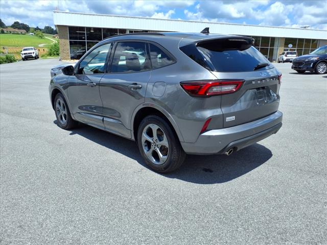 2024 Ford Escape ST-Line - Photo 2