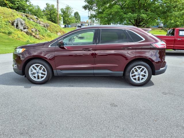 2022 Ford Edge SEL - Photo 2