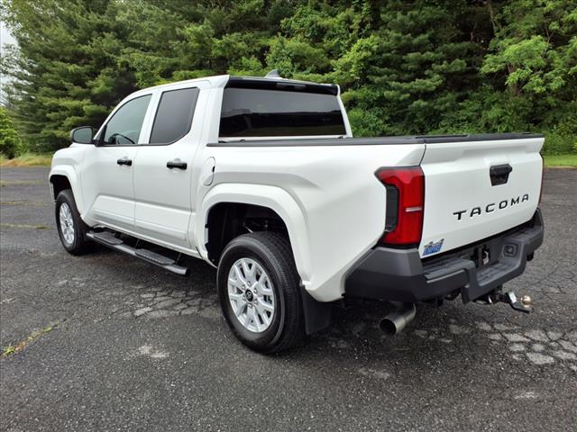 2024 Toyota Tacoma SR - Photo 2