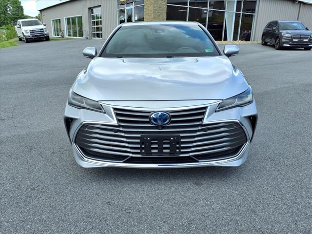 2020 Toyota Avalon Hybrid Limited - Photo 2