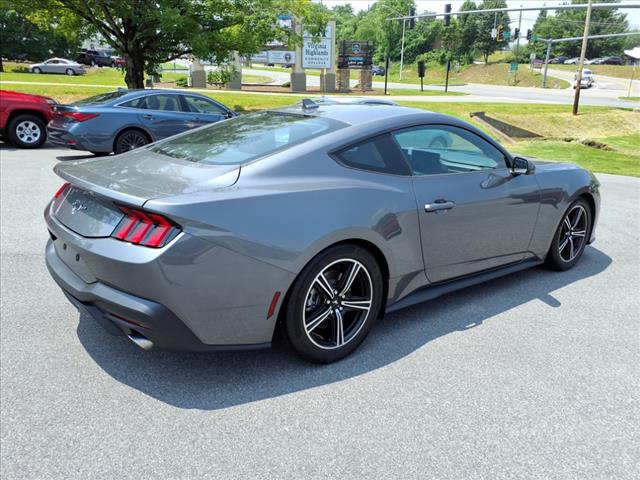 2024 Ford Mustang EcoBoost - Photo 4