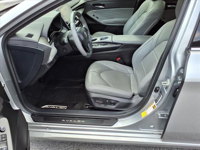 2020 Toyota Avalon Hybrid Limited - Photo 8