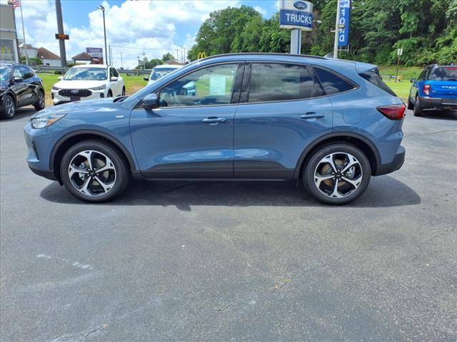 2025 Ford Escape Hybrid ST-Line Select