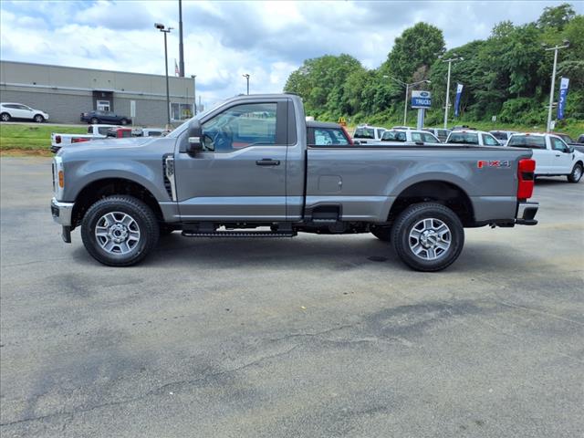 2025 Ford F-350 Super Duty XLT