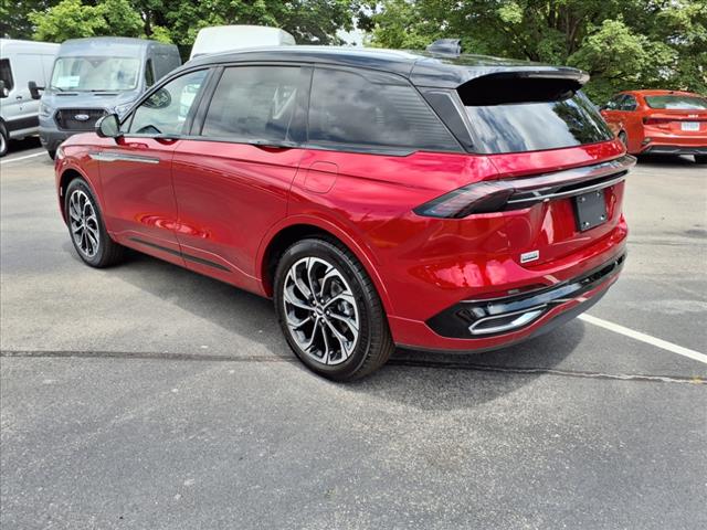 2025 Lincoln Nautilus Reserve