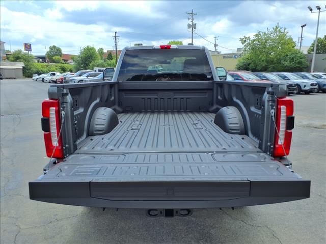 2025 Ford F-350 Super Duty XLT