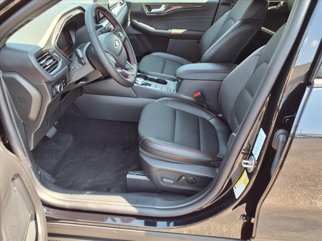 2025 Ford Escape Hybrid ST-Line